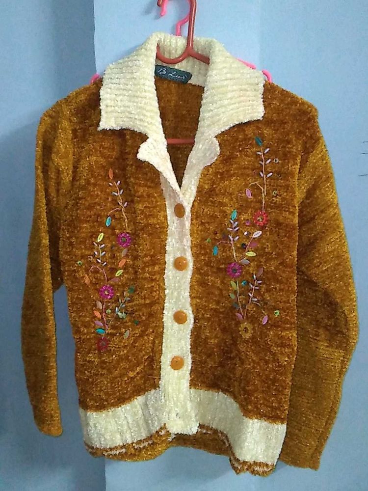 Embroidered Knit Cardigan
