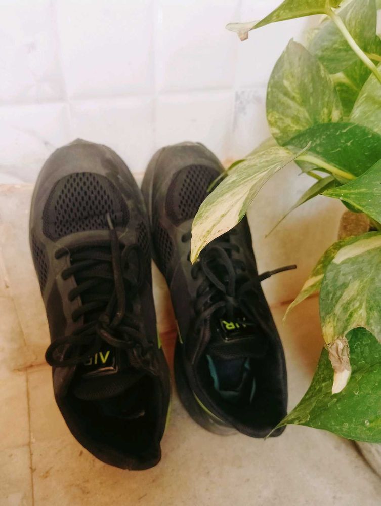Black Shoes For Women