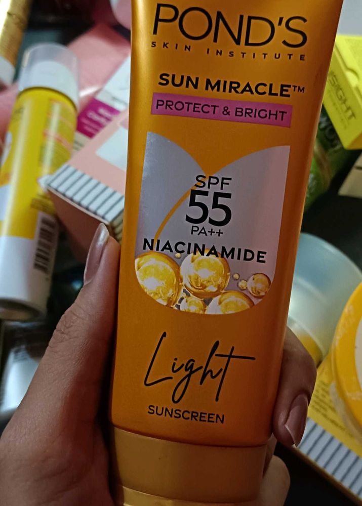 Pond&#39;s Sun Miracle SPF 55