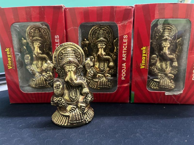 Pack Of 4 , Vinayak Pooja Articles - Ganesha Statu