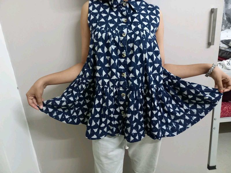 Bombay Paisley Twirl Top - Navy Blue