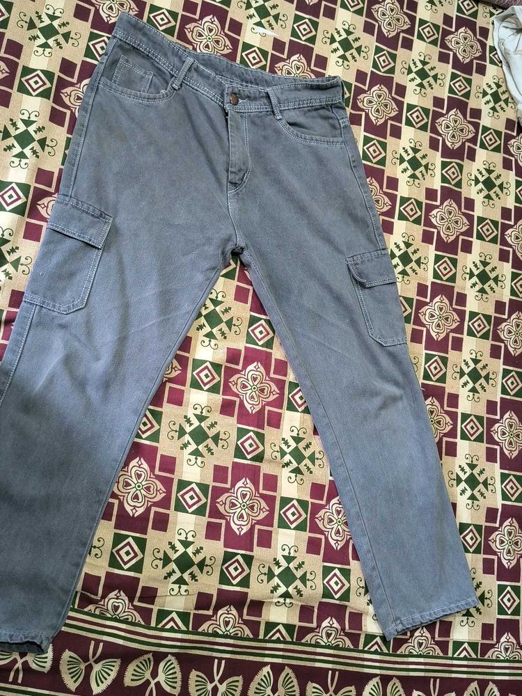 baggy pants