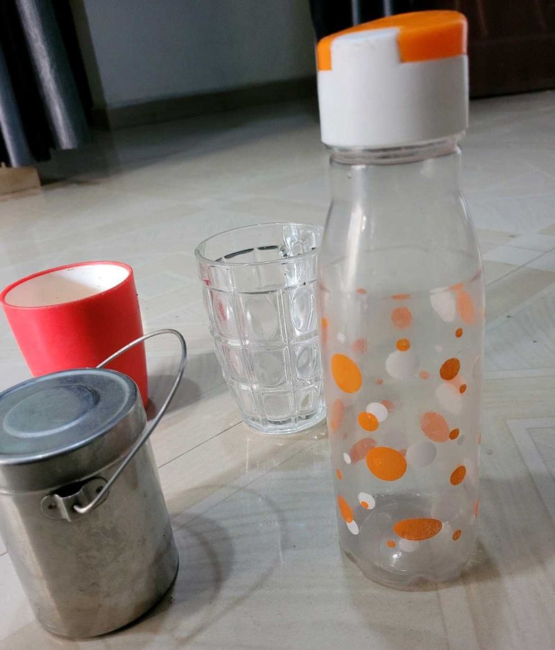 4 Set 2 Big Cups &amp; 1 Water Bottle &amp;  Milk