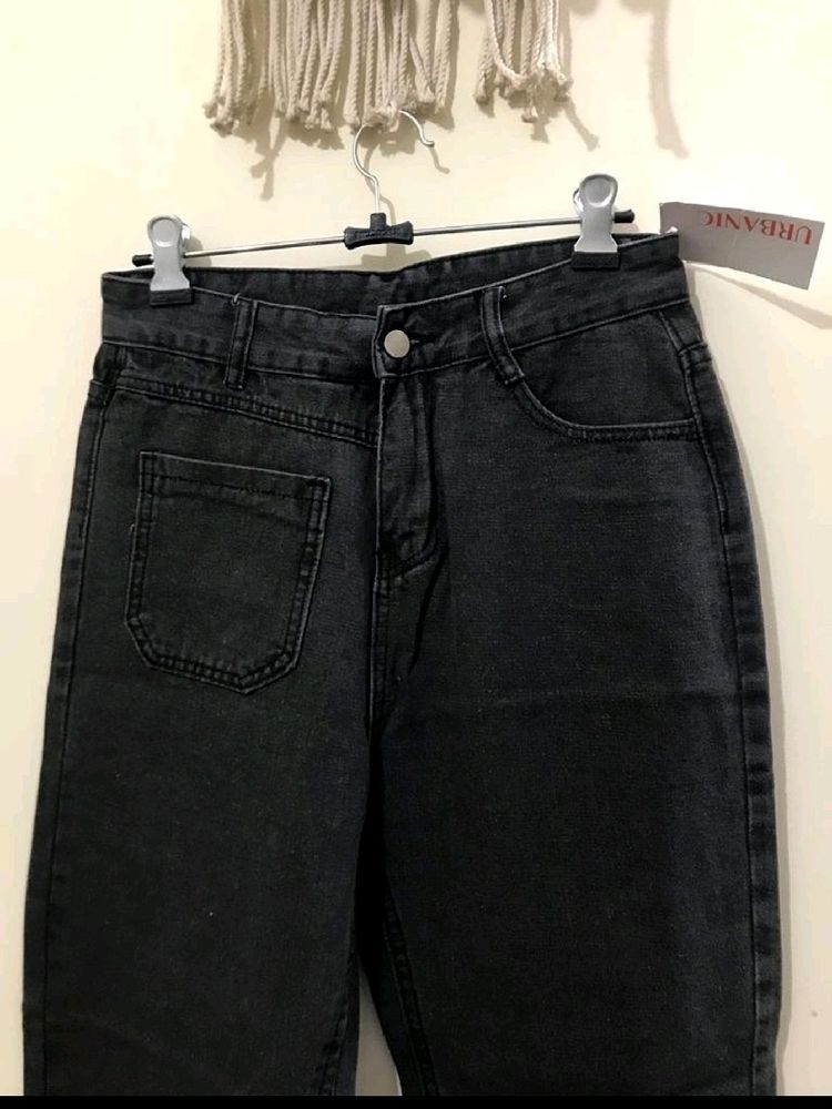 🚨SALE🚨Charcoal Denim Mom Jeans 🚨🚨