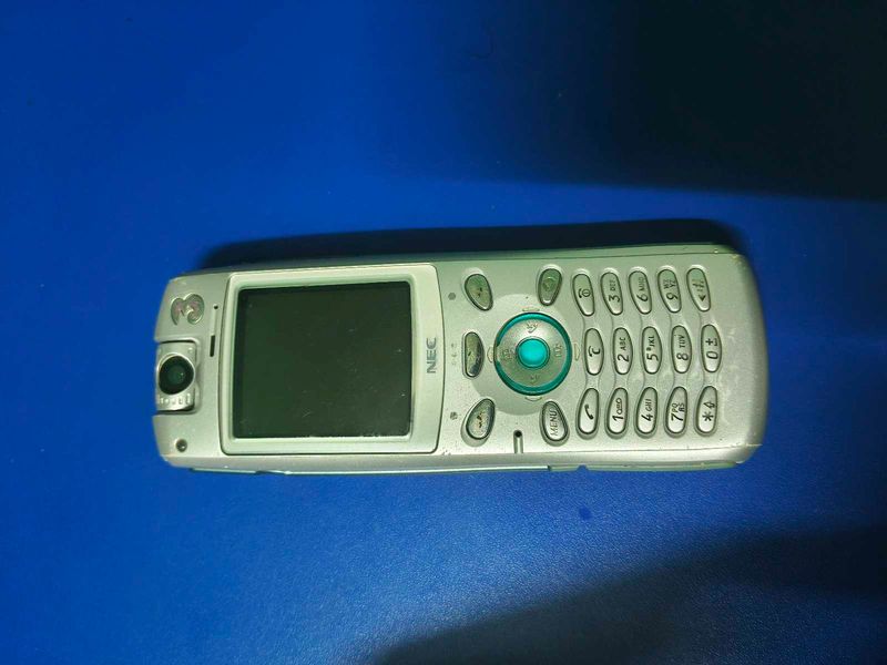 Rare Multimedia Phone With Rotating Video Camera