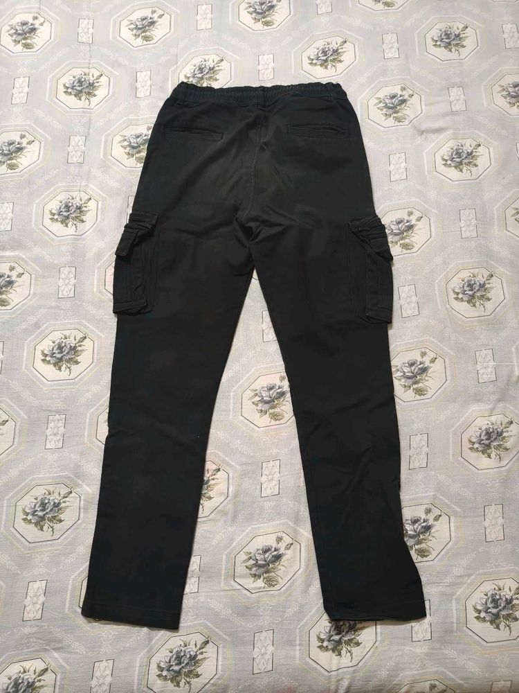 black cargo pants