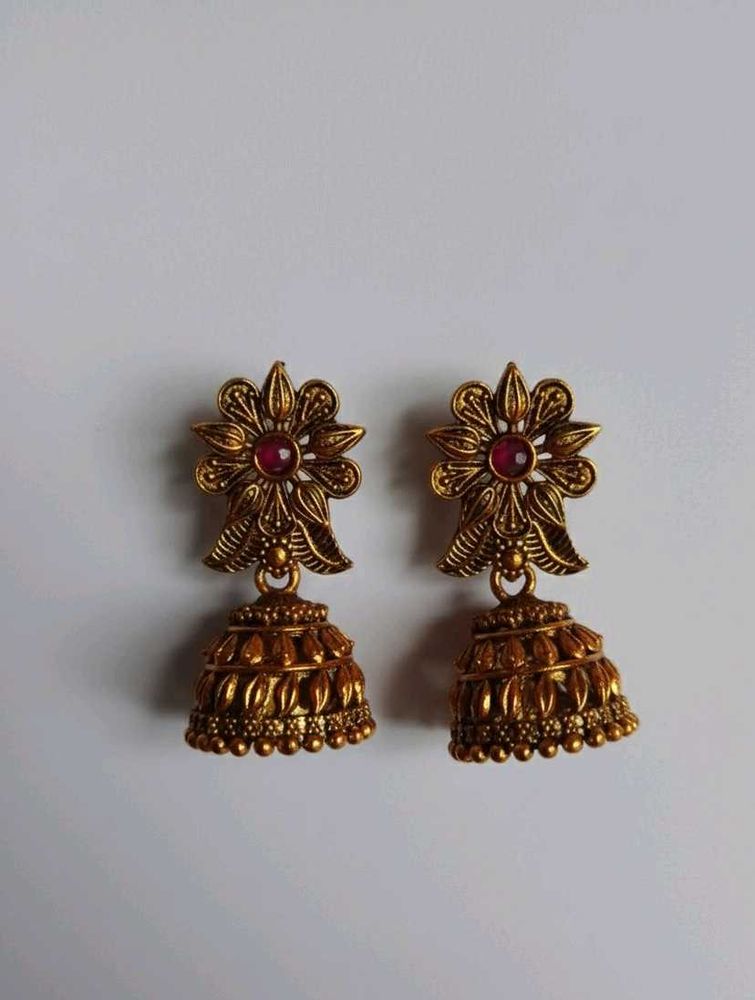 Elegant Jhumka Earrings