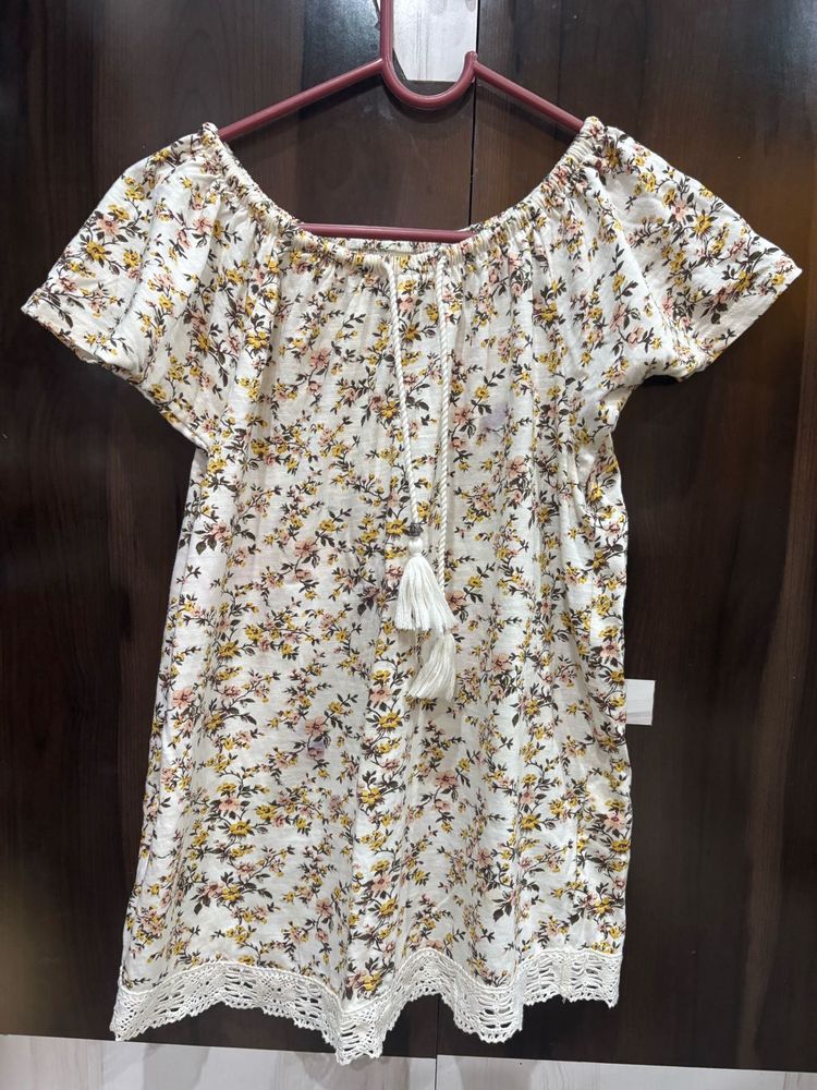 Floral Off-Shoulder Top