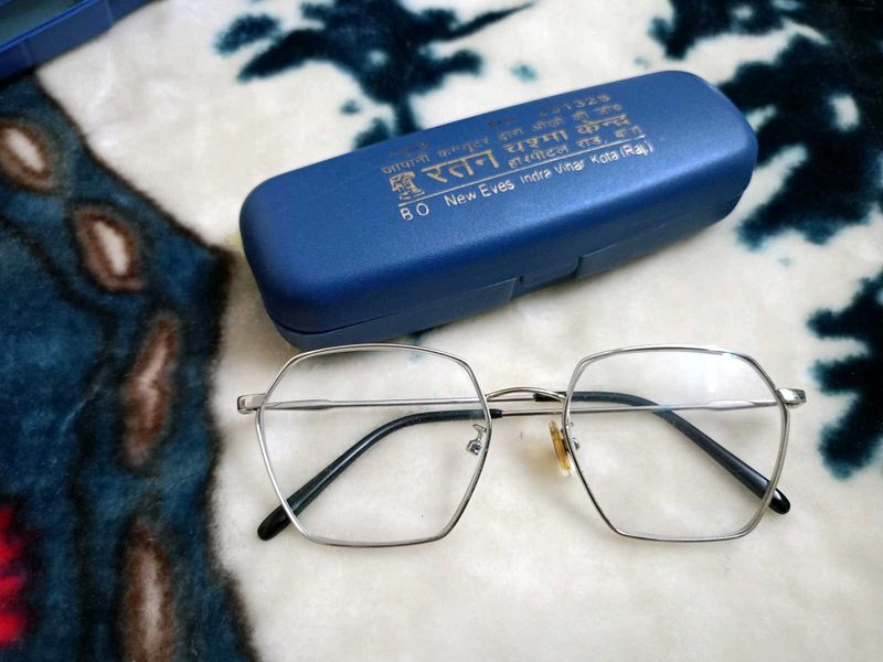 Spectacles( Metal Frame)