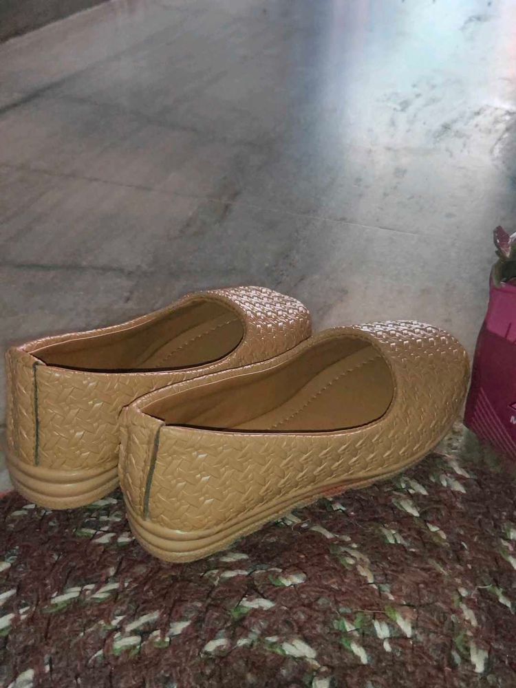 Kids Cut Shoes
