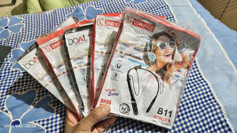 B11 Wireless Nackband