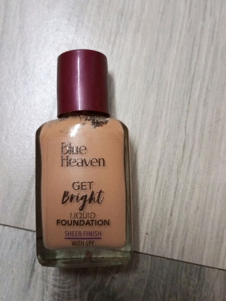 Mac Face Syrum , Blue Heaven Liquid Foundation99