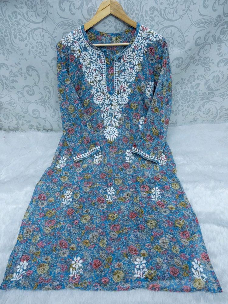 LUCKNOWI CHIKANKARI HANDICRAFT