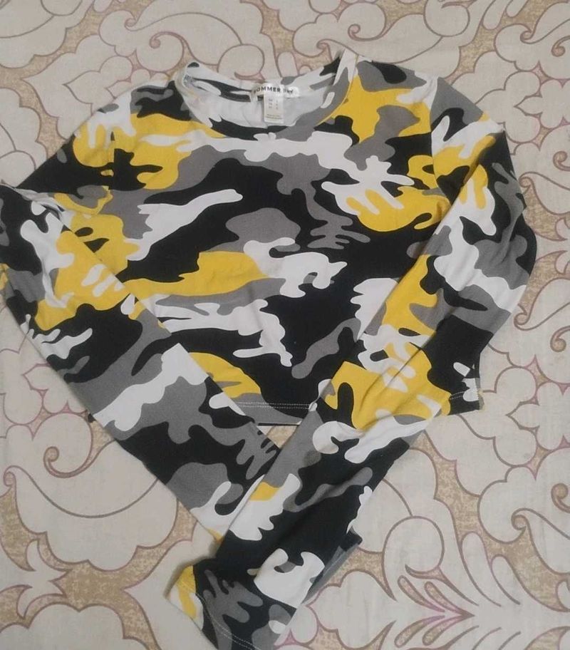 Camo Print Long Sleeve Top