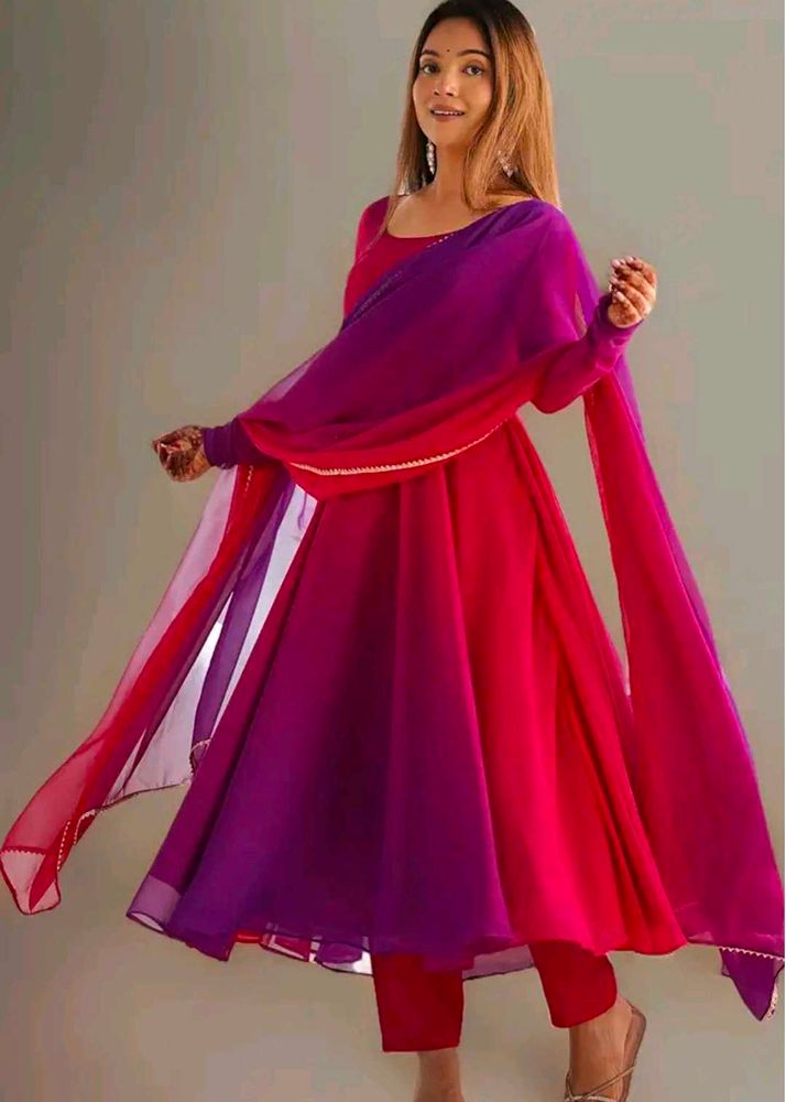 Gosriki women&#39;s georgette anarkali kurta set with