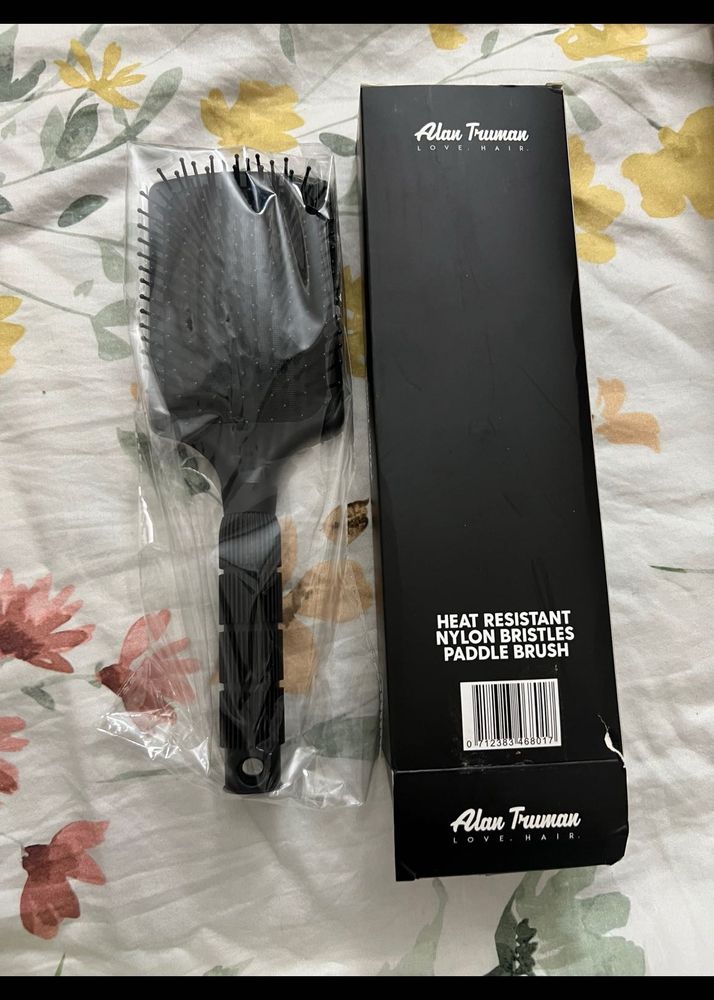 Alan Truman Heat Resistant Paddle Brush