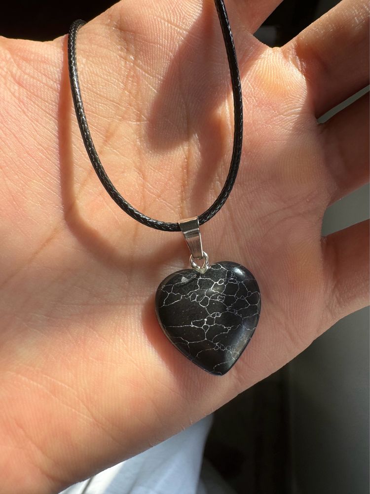 Cute mini black heart pendant necklace
