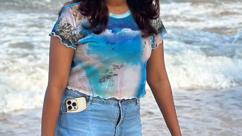NUON Scenic Mesh Crop Top