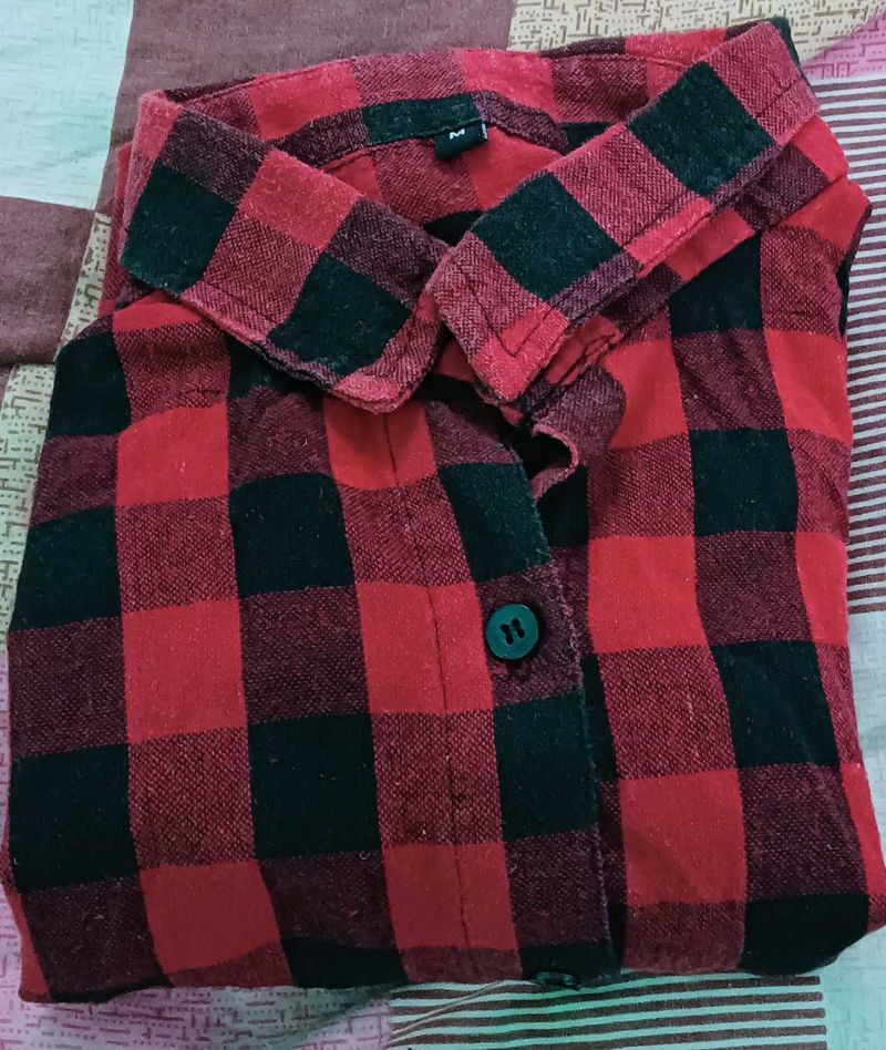 Black And Red Shirt Women