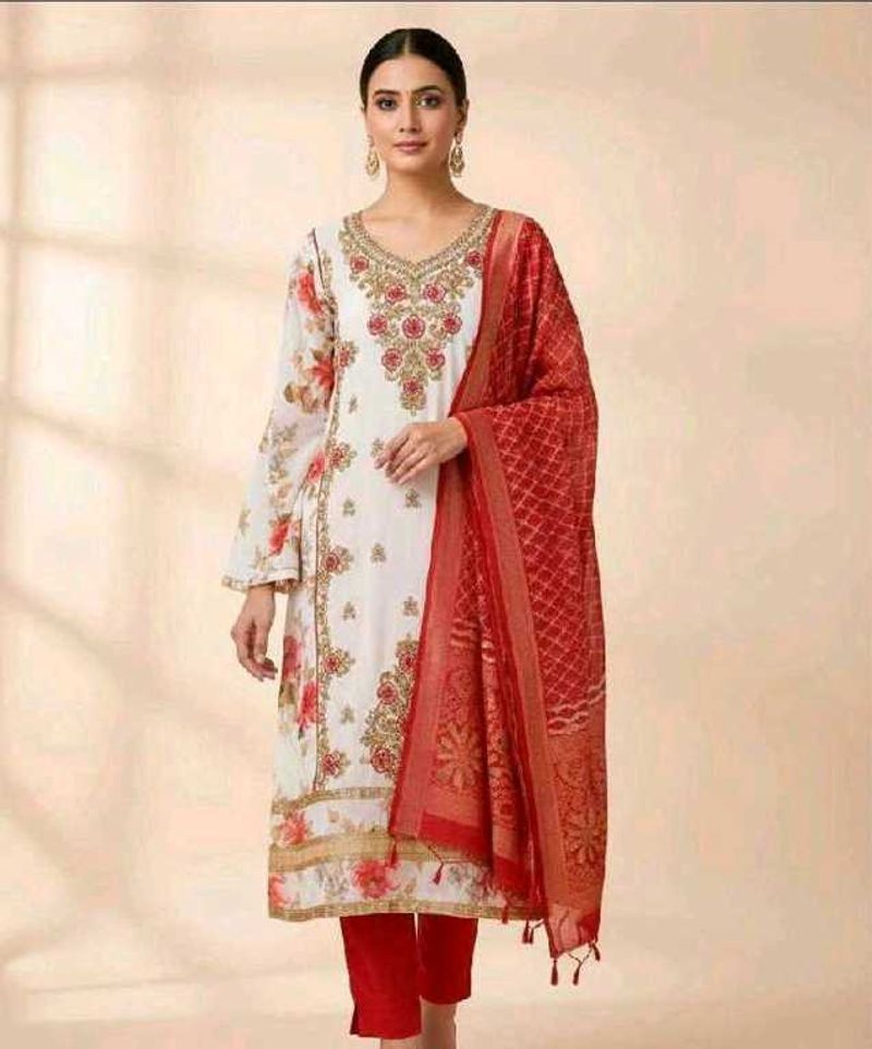Elegant Floral Print Kurta Set
