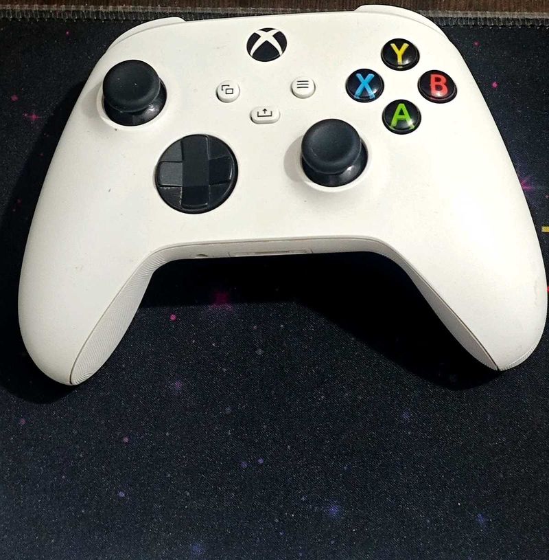 Microsoft Xbox Series X/S Controller (Robot White)