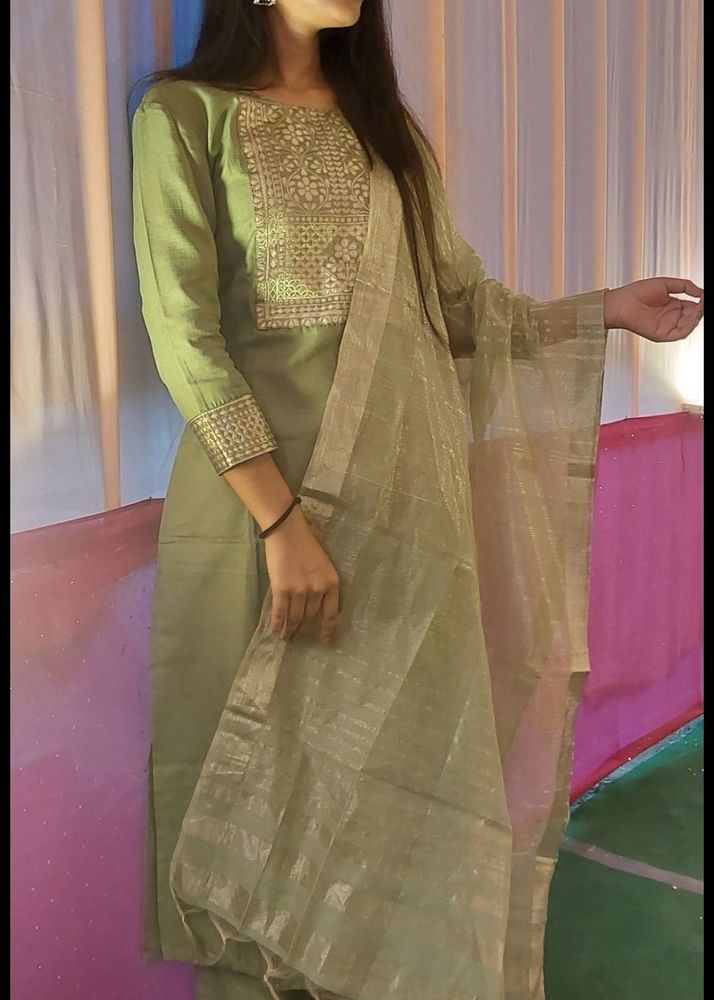 Elegant Green Kurta Set