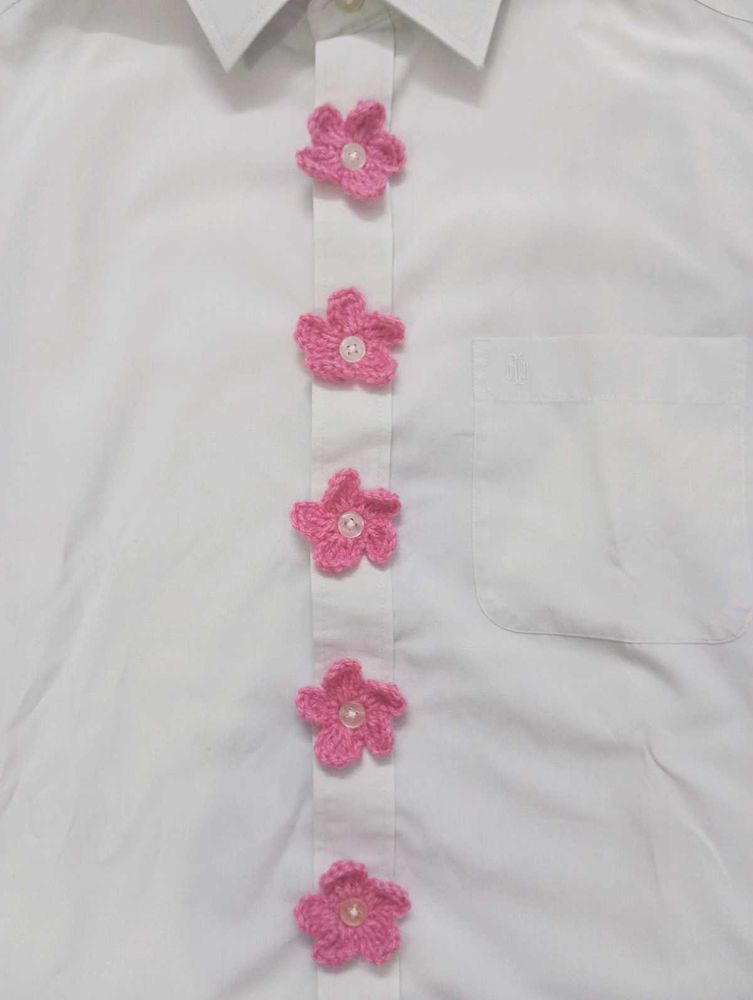 Crochet flower button accessories