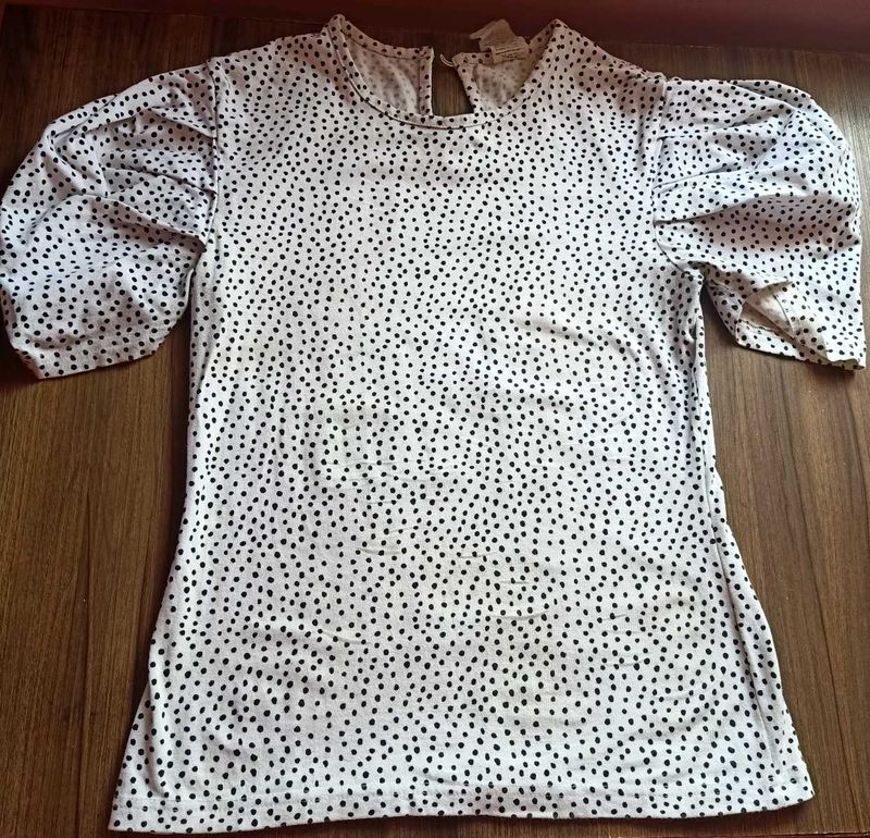 Polka Dot Puff Sleeve Top