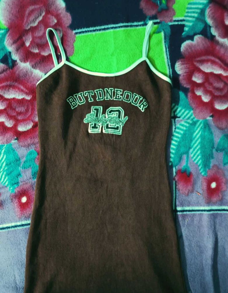 Retro 90s brown dress