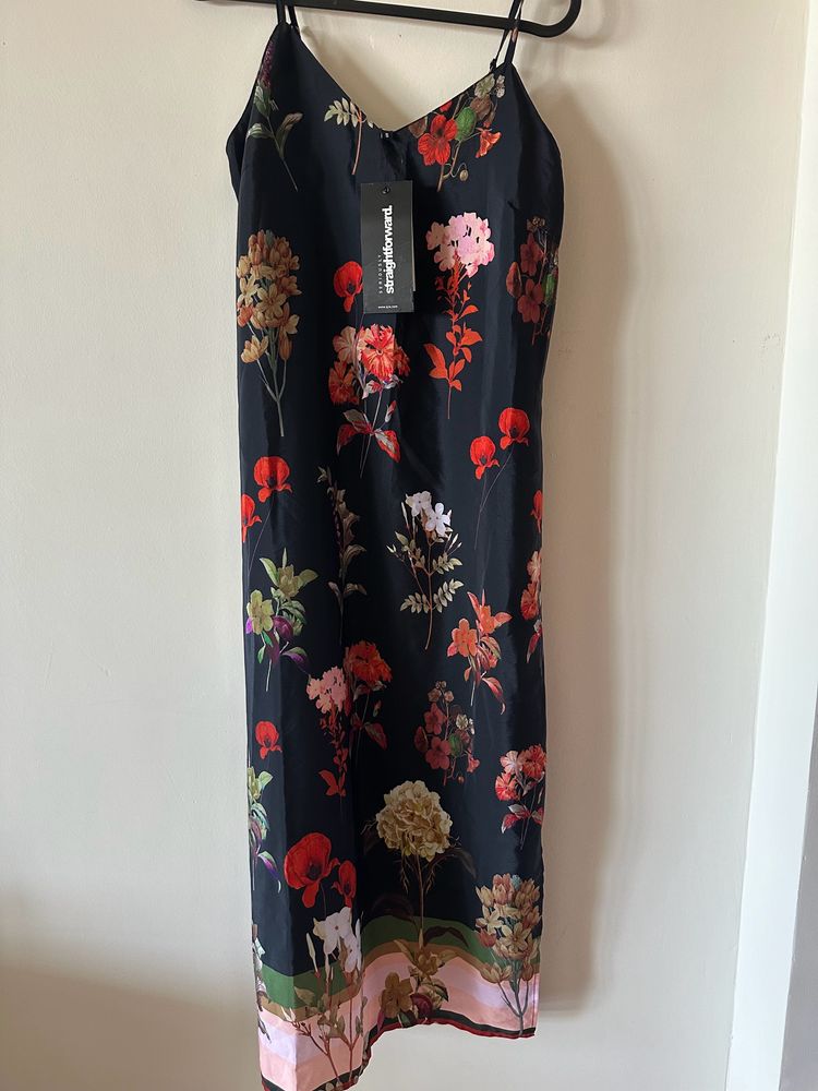 Outryt Dress