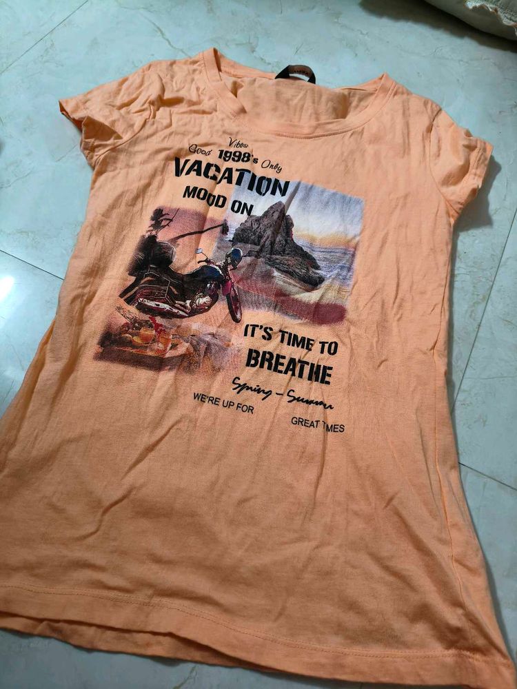 Vacation Mood Graphic T-shirt