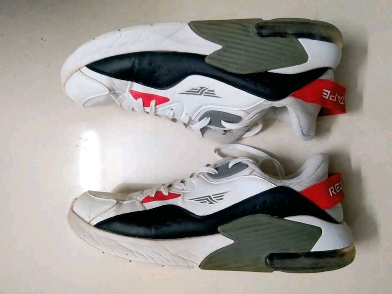 Red Tape Casual Shoes