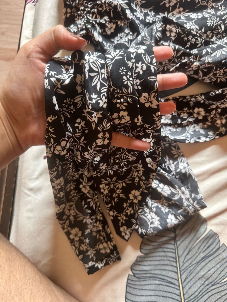 Floral Print Wrap Top