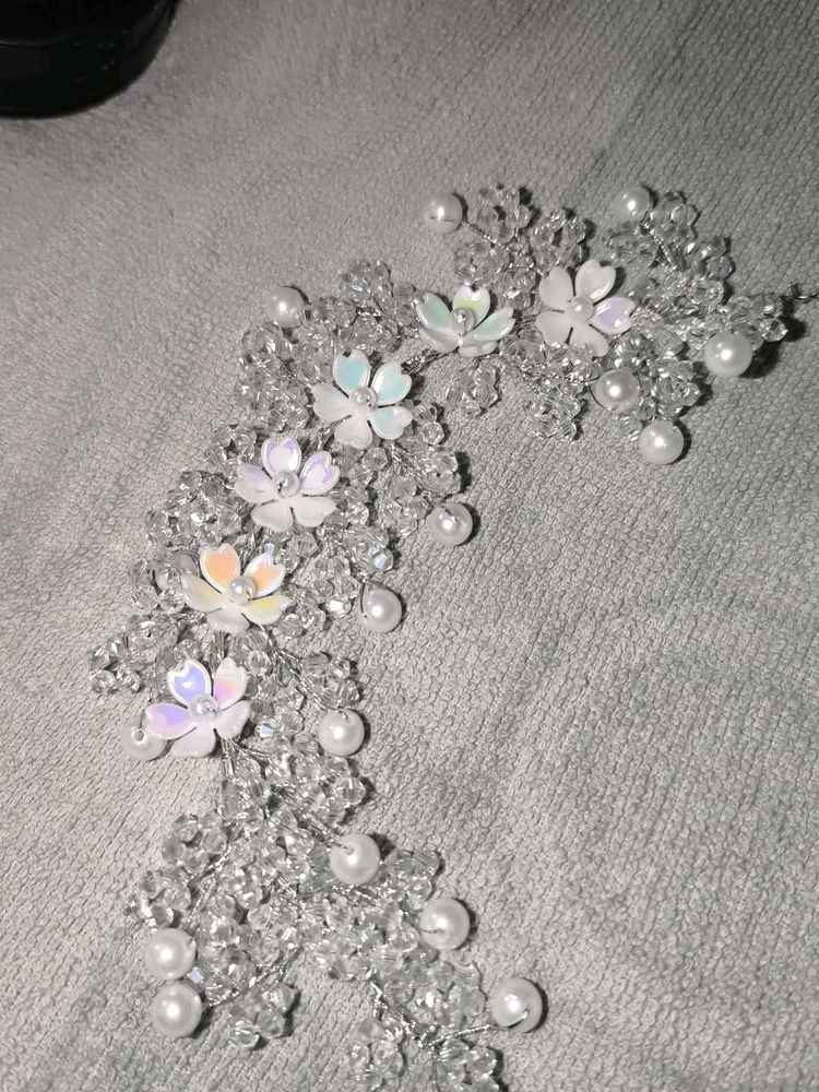 Hair Accessories And Mirror Set