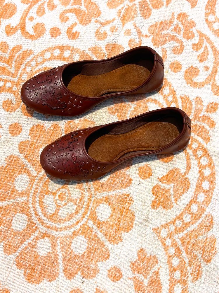 Leather Embroidered Ballet Flats