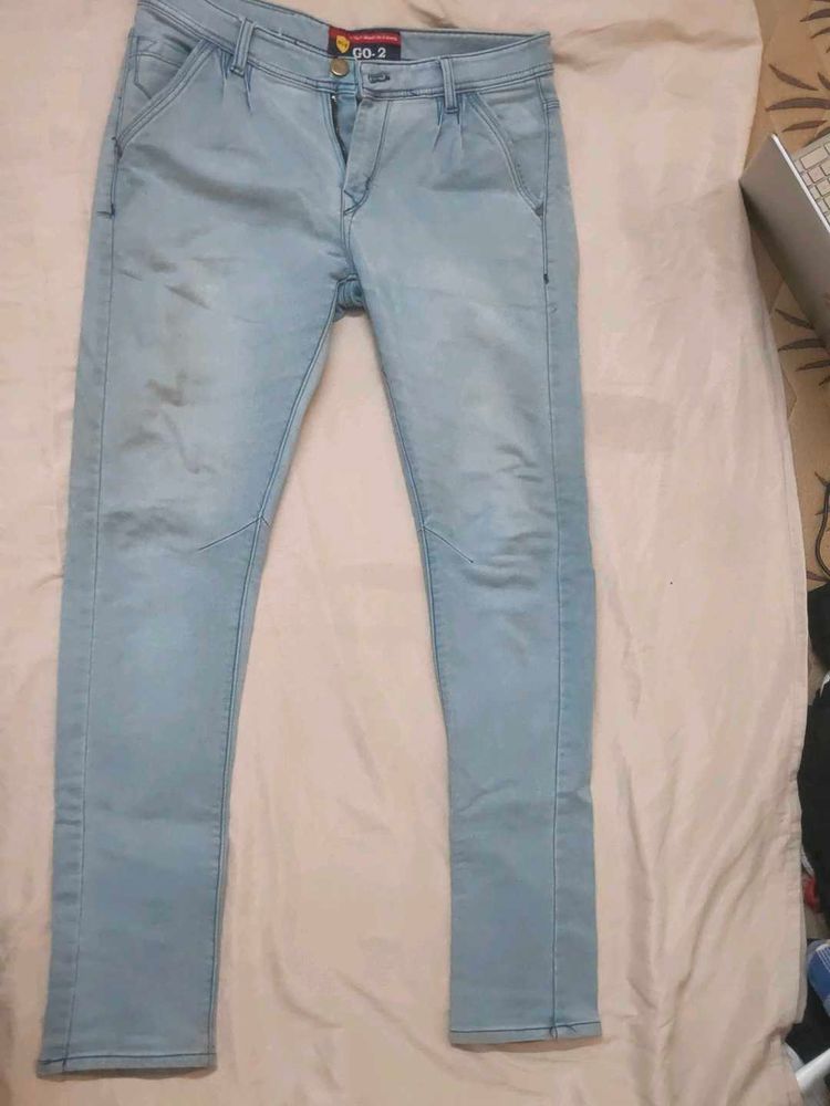 Light Wash Men&#39;s Jeans