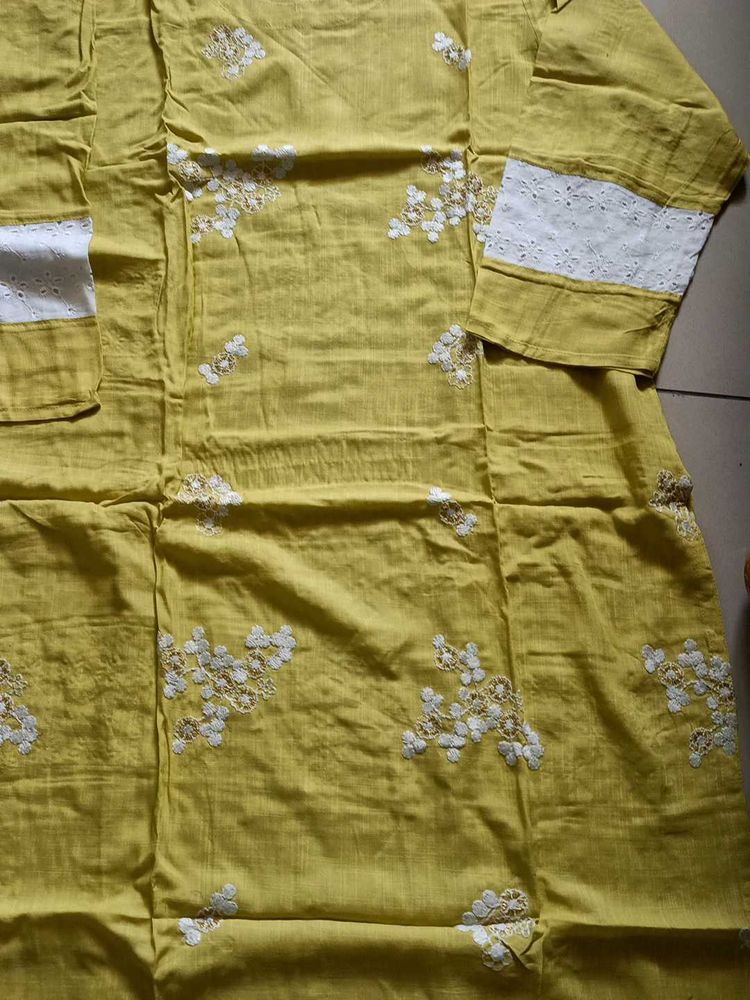 Yellow Embroidered Kurti Xxl