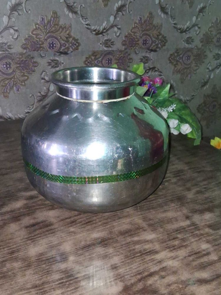Vintage Aluminum Pot