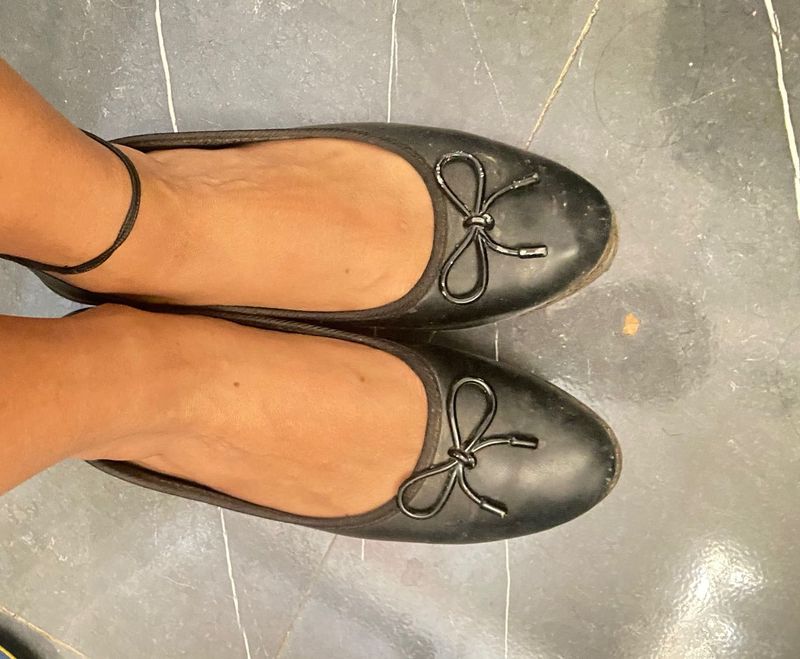 Black Ballerina Flats
