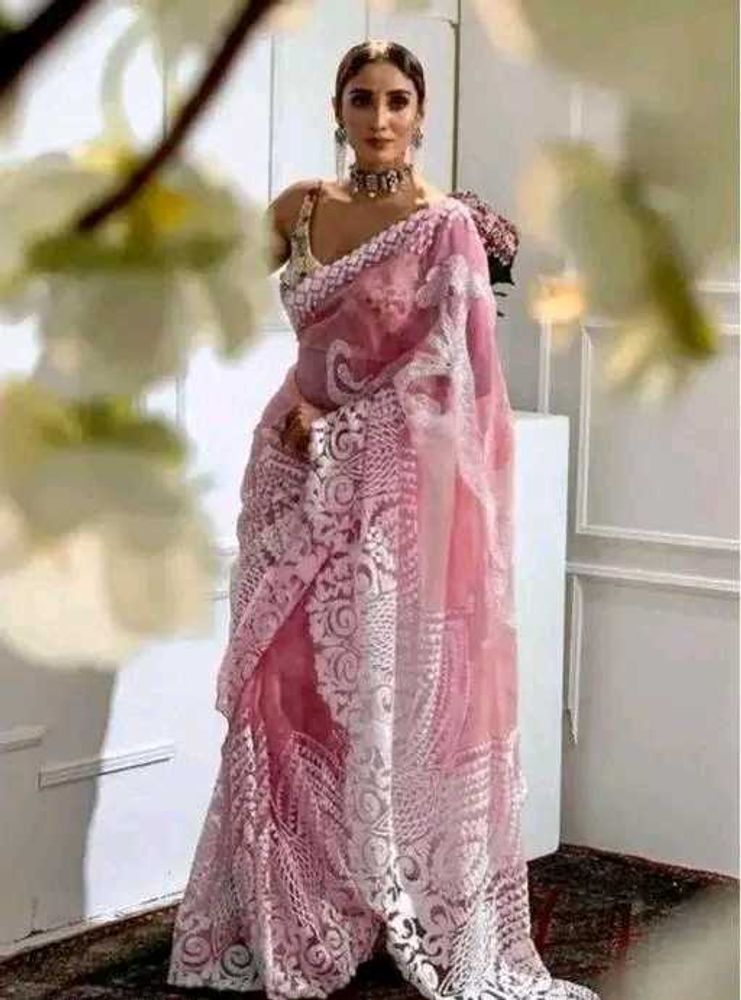 Beautiful 🩷 Saree