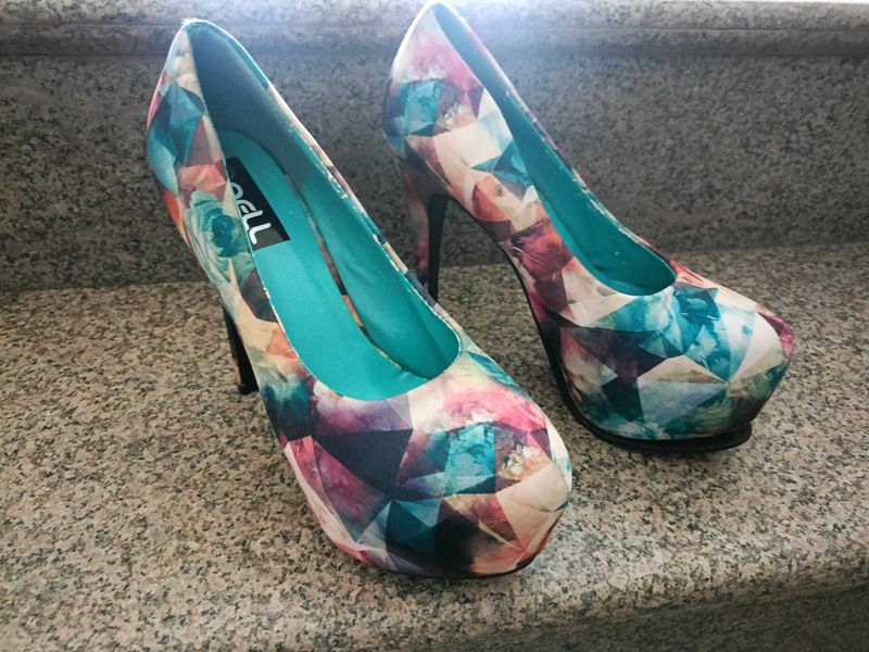 Geometric Print Platform Heels