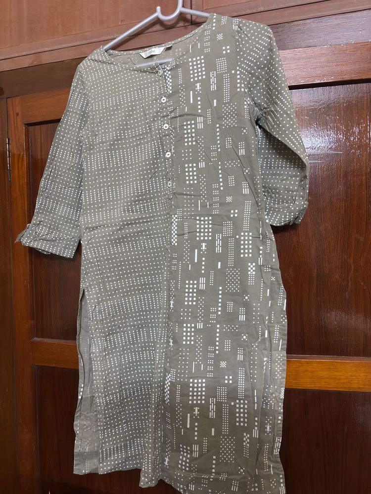 Kurti In Good Condition