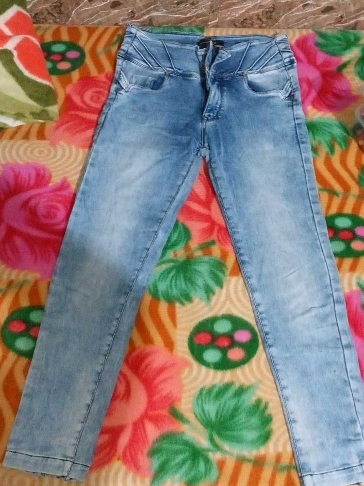 Stylish Blue Denim Jeans