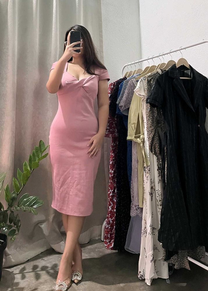 Elegant pink bodycon midi dress