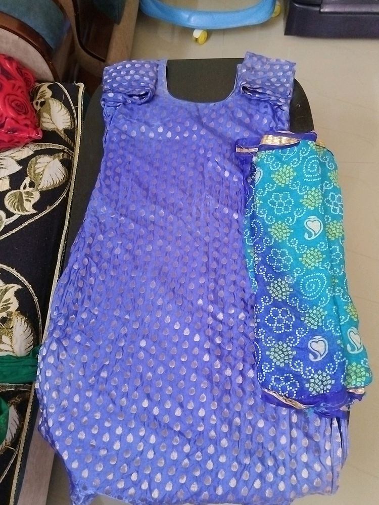 Kurta With Dupatta Set