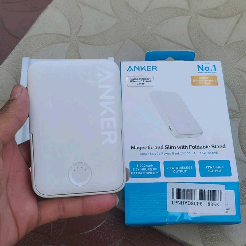 Anker Power Bank 321 MagGo 5000mAh - Black
