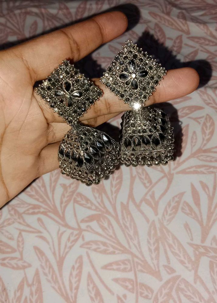 Elegant Silver Jhumka Earrings