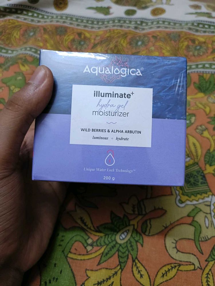 Aqualogica Illuminate Hydra Gel Moisturizer
