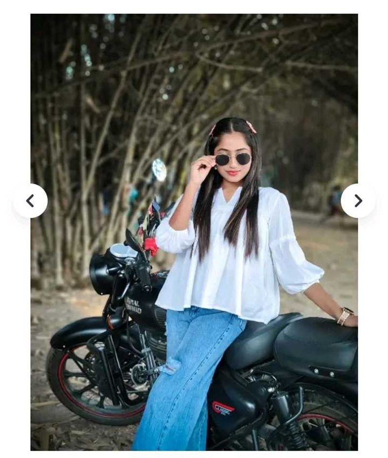 White  Tops