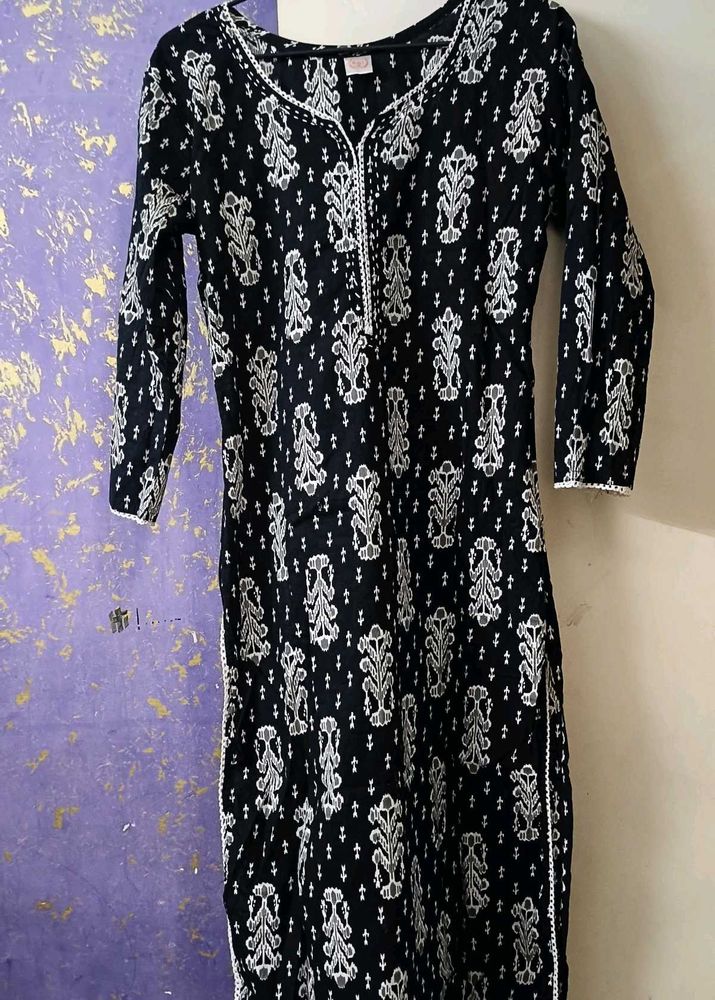 Black &amp; White Print Kurti